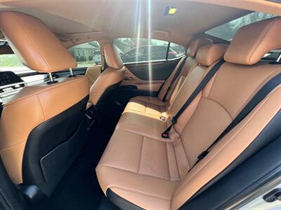 2024 Lexus ES 300h   - Photo 22 - Rancho Cucamonga, CA 91730