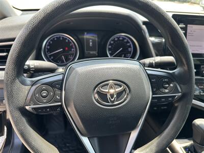 2022 Toyota Camry LE   - Photo 8 - Rancho Cucamonga, CA 91730