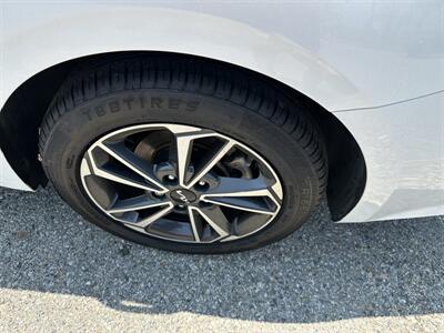 2022 Kia Forte LXS   - Photo 8 - Rancho Cucamonga, CA 91730