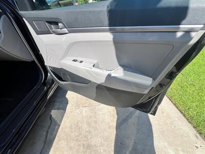 2018 Hyundai ELANTRA SE   - Photo 14 - Rancho Cucamonga, CA 91730