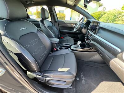 2023 Kia Forte GT-Line   - Photo 15 - Rancho Cucamonga, CA 91730