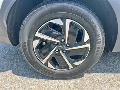 2023 Kia Sportage Hybrid LX - Photo 23 - Rancho Cucamonga, CA 91730