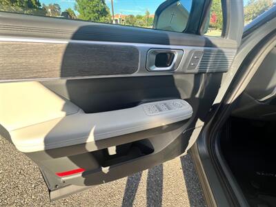 2024 Hyundai SANTA FE Limited   - Photo 10 - Rancho Cucamonga, CA 91730