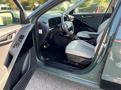 2023 Kia Niro EX Touring   - Photo 15 - Rancho Cucamonga, CA 91730