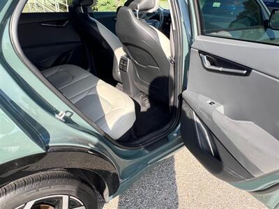2023 Kia Niro EX Touring   - Photo 17 - Rancho Cucamonga, CA 91730