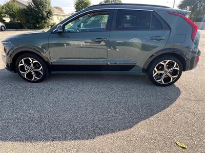 2023 Kia Niro EX Touring   - Photo 8 - Rancho Cucamonga, CA 91730