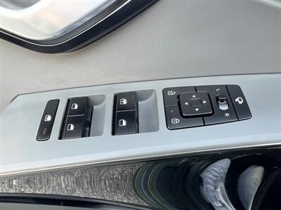 2023 Kia Niro EX Touring   - Photo 14 - Rancho Cucamonga, CA 91730