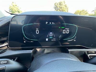 2023 Kia Niro EX Touring   - Photo 10 - Rancho Cucamonga, CA 91730