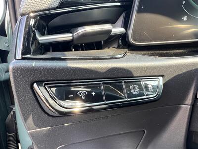 2023 Kia Niro EX Touring   - Photo 13 - Rancho Cucamonga, CA 91730