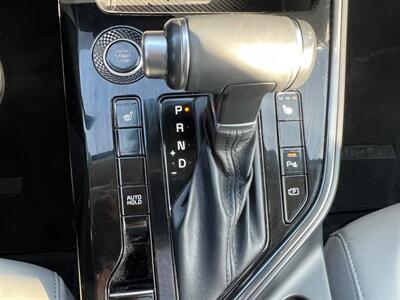 2023 Kia Niro EX Touring   - Photo 12 - Rancho Cucamonga, CA 91730