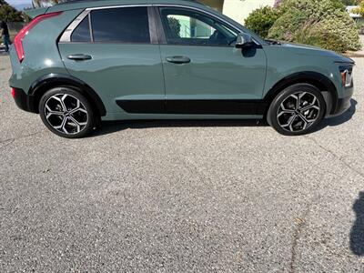 2023 Kia Niro EX Touring   - Photo 7 - Rancho Cucamonga, CA 91730