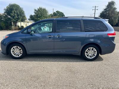 2013 Toyota Sienna XLE 8-Passenger - Photo 4 - Rancho Cucamonga, CA 91730