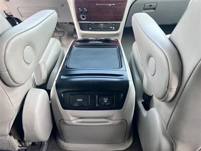 2013 Toyota Sienna XLE 8-Passenger - Photo 24 - Rancho Cucamonga, CA 91730