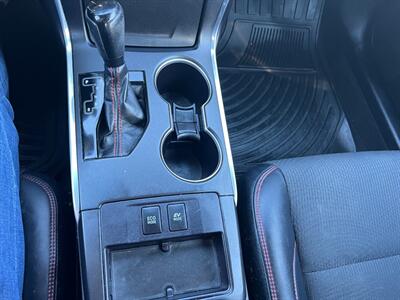 2017 Toyota Camry Hybrid SE   - Photo 19 - Rancho Cucamonga, CA 91730