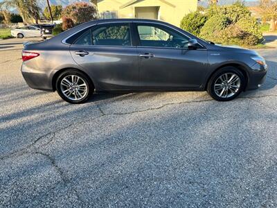 2017 Toyota Camry Hybrid SE   - Photo 8 - Rancho Cucamonga, CA 91730