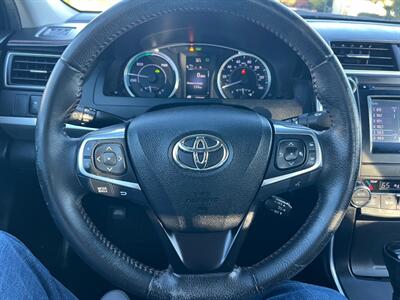 2017 Toyota Camry Hybrid SE   - Photo 15 - Rancho Cucamonga, CA 91730