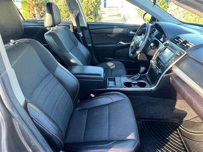 2017 Toyota Camry Hybrid SE   - Photo 12 - Rancho Cucamonga, CA 91730