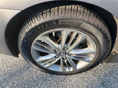 2017 Toyota Camry Hybrid SE   - Photo 24 - Rancho Cucamonga, CA 91730