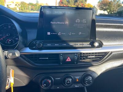 2023 Kia Forte LXS - Photo 15 - Rancho Cucamonga, CA 91730