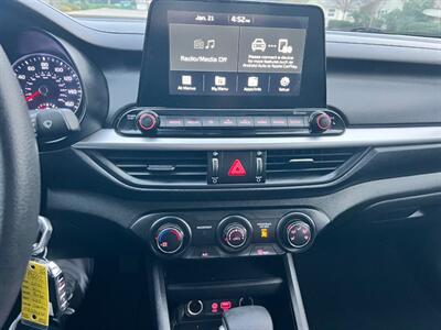 2021 Kia Forte LXS   - Photo 11 - Rancho Cucamonga, CA 91730