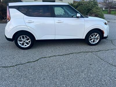 2023 Kia Soul LX   - Photo 5 - Rancho Cucamonga, CA 91730