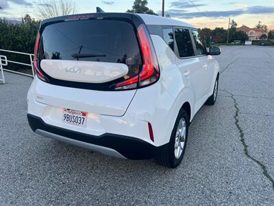 2023 Kia Soul LX   - Photo 8 - Rancho Cucamonga, CA 91730