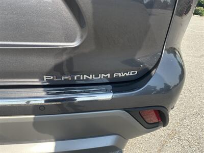 2022 Toyota Highlander Platinum   - Photo 11 - Rancho Cucamonga, CA 91730
