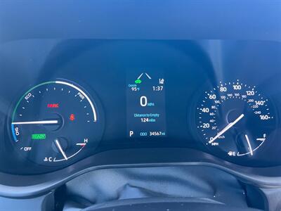 2022 Toyota Sienna XLE 7-Passenger   - Photo 10 - Rancho Cucamonga, CA 91730