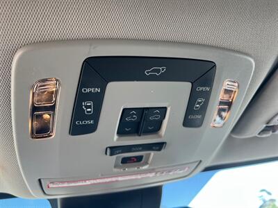 2022 Toyota Sienna XLE 7-Passenger   - Photo 18 - Rancho Cucamonga, CA 91730