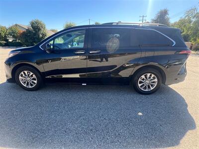 2022 Toyota Sienna XLE 7-Passenger   - Photo 7 - Rancho Cucamonga, CA 91730