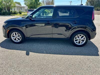 2023 Kia Soul S   - Photo 4 - Rancho Cucamonga, CA 91730