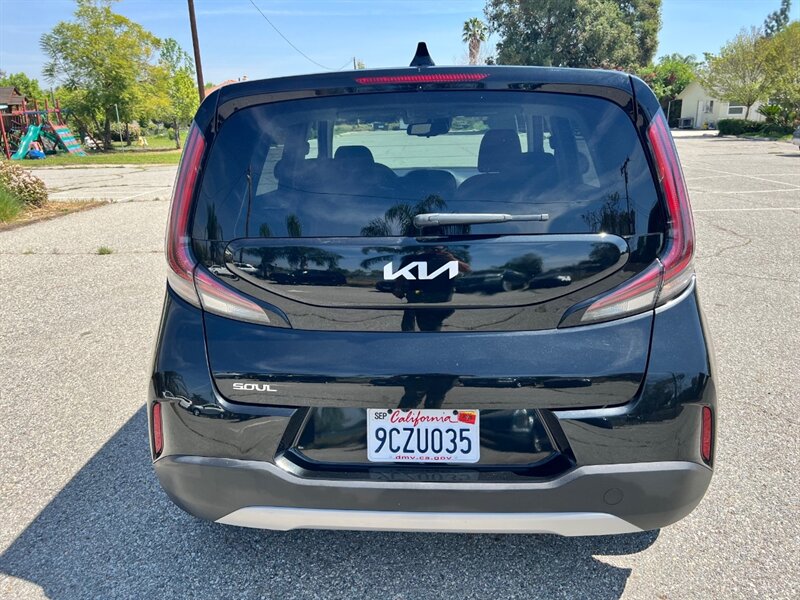 2023 Kia Soul S - Photo 6