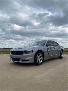 2017 Dodge Charger SXT   - Photo 1 - Perryton, TX 79070