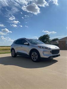2020 Ford Escape SEL   - Photo 2 - Perryton, TX 79070
