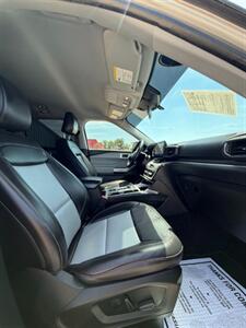 2022 Ford Explorer XLT   - Photo 5 - Perryton, TX 79070