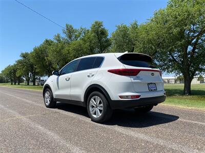 2017 Kia Sportage LX   - Photo 3 - Perryton, TX 79070