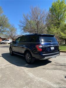 2021 Ford Expedition Limited   - Photo 3 - Perryton, TX 79070