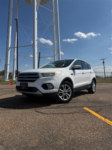 2017 Ford Escape SE   - Photo 1 - Perryton, TX 79070