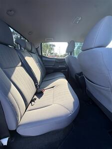 2019 Toyota Tacoma SR5 V6 - Photo 7 - Perryton, TX 79070
