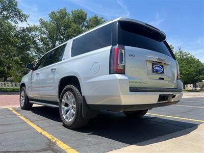 2016 GMC Yukon XL SLT   - Photo 3 - Perryton, TX 79070