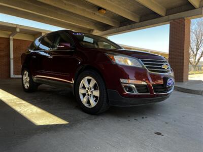 2016 Chevrolet Traverse LT   - Photo 3 - Perryton, TX 79070