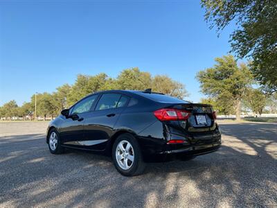 2017 Chevrolet Cruze LS Auto   - Photo 3 - Perryton, TX 79070