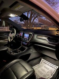 2023 GMC Acadia AT4   - Photo 6 - Perryton, TX 79070