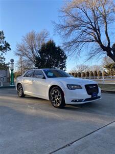 2018 Chrysler 300 Series S   - Photo 2 - Perryton, TX 79070