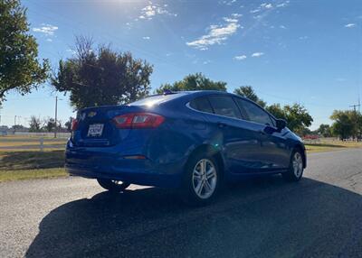 2017 Chevrolet Cruze LT Auto   - Photo 4 - Perryton, TX 79070