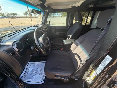 2013 Jeep Wrangler Unlimited Sport   - Photo 6 - Perryton, TX 79070