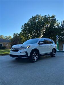 2019 Honda Pilot Touring w/Rear Captain's Chairs   - Photo 1 - Perryton, TX 79070