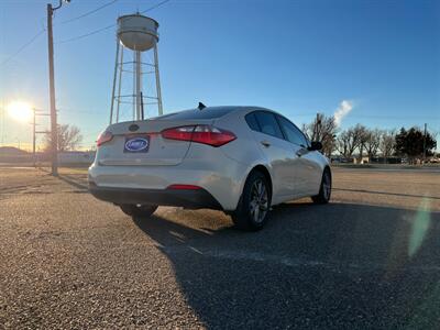 2014 Kia Forte LX   - Photo 4 - Perryton, TX 79070