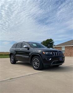 2018 Jeep Grand Cherokee Limited   - Photo 2 - Perryton, TX 79070