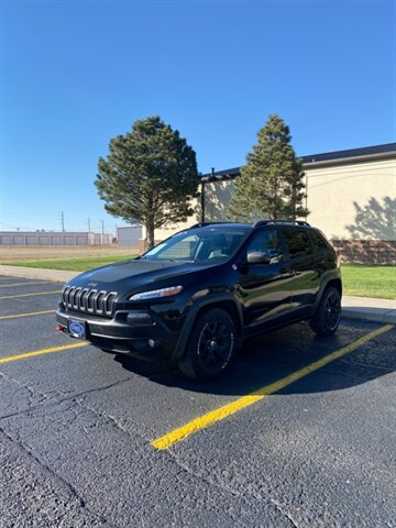 2015 Jeep Cherokee Trailhawk   - Photo 1 - Perryton, TX 79070
